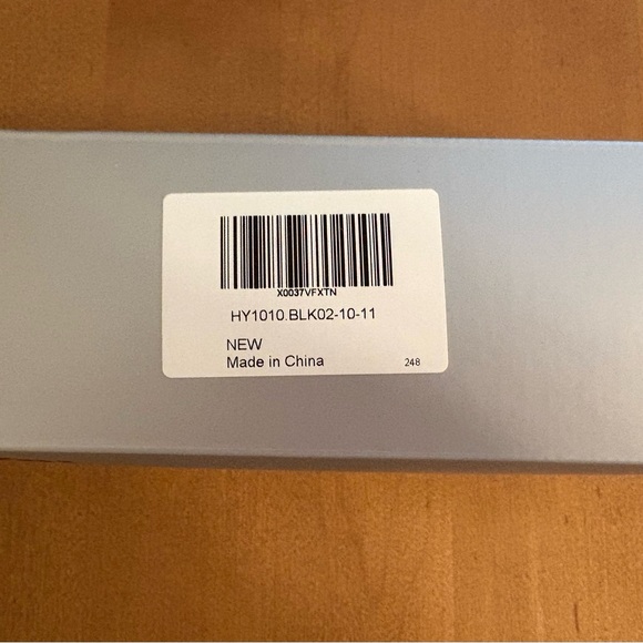 Mens Cozyone 1997 Warm Slippersocks Gripper Soles Fuzzy Black & Gray NIB - Picture 6 of 7